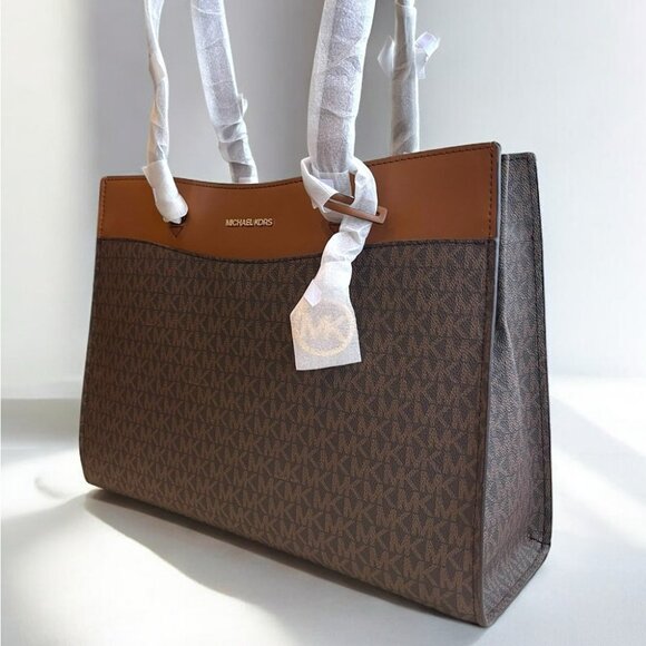 NWT $498 Michael Kors Tote - Picture 4 of 14